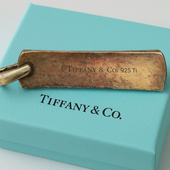 Mens Tiffany and Co (T&Co) Pendant - Picture 2 of 4